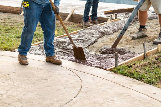 Best Concrete Walkway Installation  in Orosi, CA